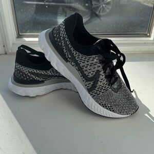Nike Infinity Run Flyknit 3 Running Shoes